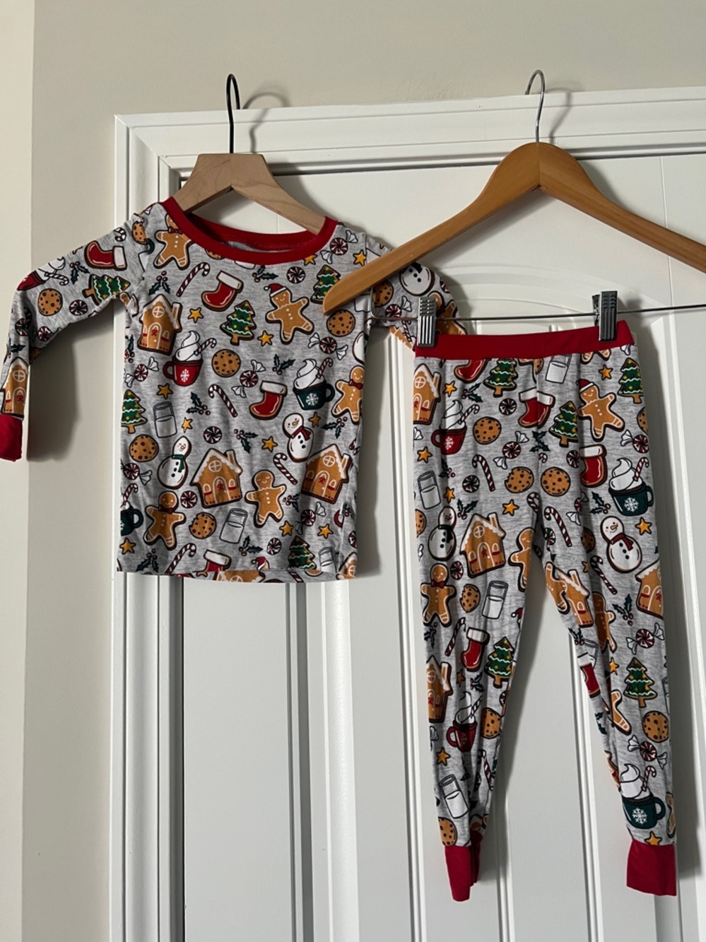 Little sleepies holidays treats